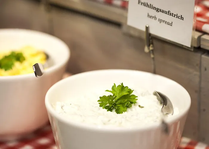 Henriette Stadthotel Отель 4*