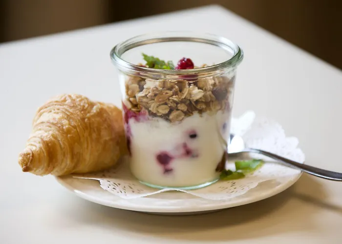 Отель Henriette Stadthotel 4*