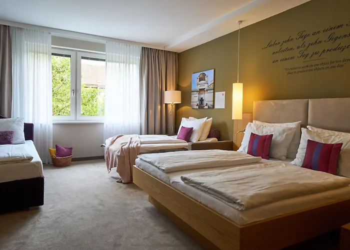Отель Henriette Stadthotel 4*